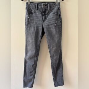 Universal Thread - High Rise Skinny Jean - 4 / 27R
